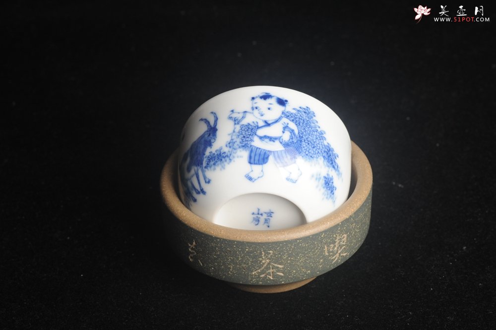 紫砂壶图片：景德镇主人杯 青花杯 童子伴羊 - 宜兴紫砂壶网