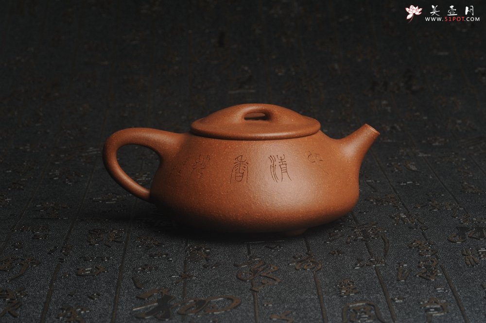 紫砂壶图片：潜力股周小培全手工演绎精品五彩段泥景舟石瓢 清茗堂助工文气装饰菖蒲佛手清供图 心清香妙 - 宜兴紫砂壶网