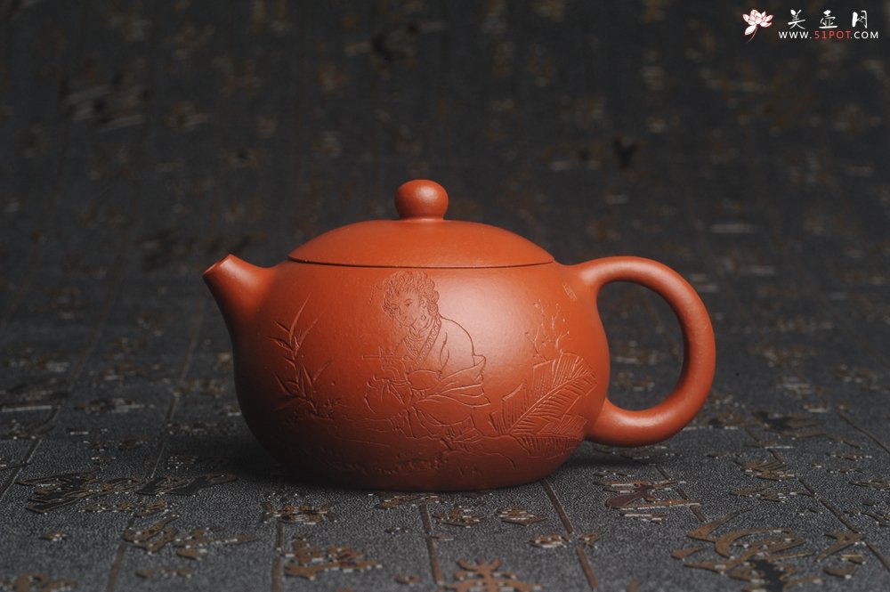 紫砂壶图片：特油润老朱泥 全手工美女西施壶 方健老师精心双刀刻绘 收缩大成型难 难得美品 - 宜兴紫砂壶网