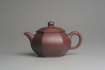 紫砂壶图片：全手工六方宫灯 大气饱满 做工精致 - 宜兴紫砂壶网