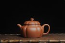 紫砂壶图片：美壶双11特惠秒杀 梨皮红泥精工筋囊井栏 - 宜兴紫砂壶网
