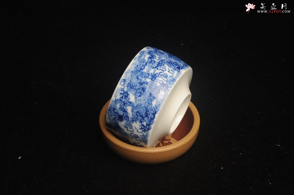 紫砂壶图片：美杯特惠 景德镇主人杯压手杯 釉下彩青花杯 九龙杯 超漂亮 - 宜兴紫砂壶网