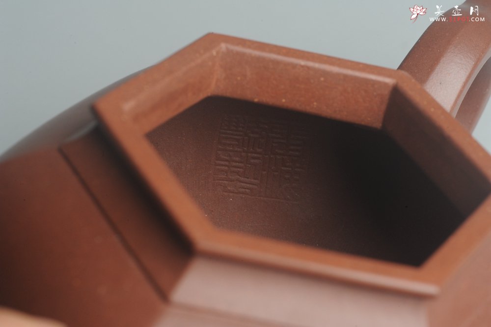 紫砂壶图片：实力派张海艳全手工六方笑樱壶 做工灰常精致 气韵流畅 - 宜兴紫砂壶网