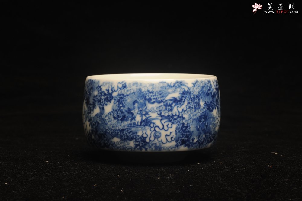 紫砂壶图片：美杯特惠 景德镇主人杯压手杯 釉下彩青花杯 九龙杯 超漂亮 - 宜兴紫砂壶网