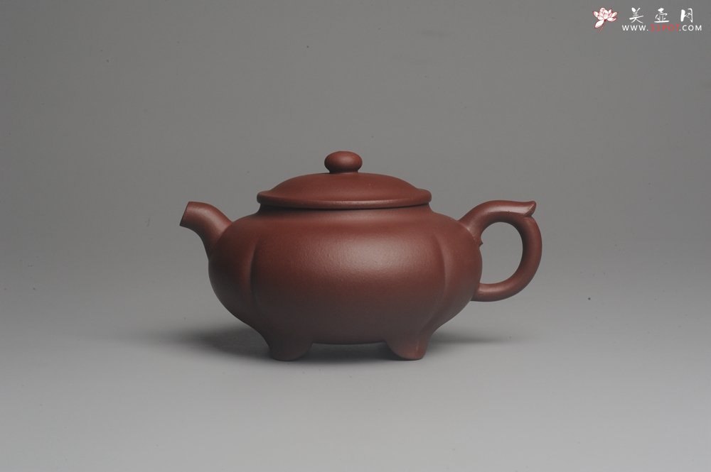 紫砂壶图片：美壶特惠 优质红拼泥精致四足菊蕾壶 大口实用 出水如柱 养后特油润 - 宜兴紫砂壶网