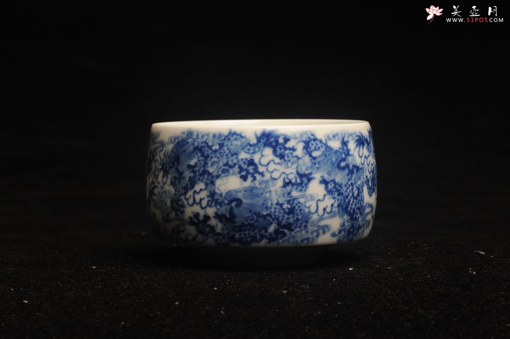 紫砂壶图片：美杯特惠 景德镇主人杯压手杯 釉下彩青花杯 九龙杯 超漂亮 - 宜兴紫砂壶网