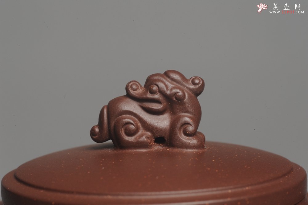 紫砂壶图片：美壶特惠 精工祥瑞壶 出水如柱 - 宜兴紫砂壶网