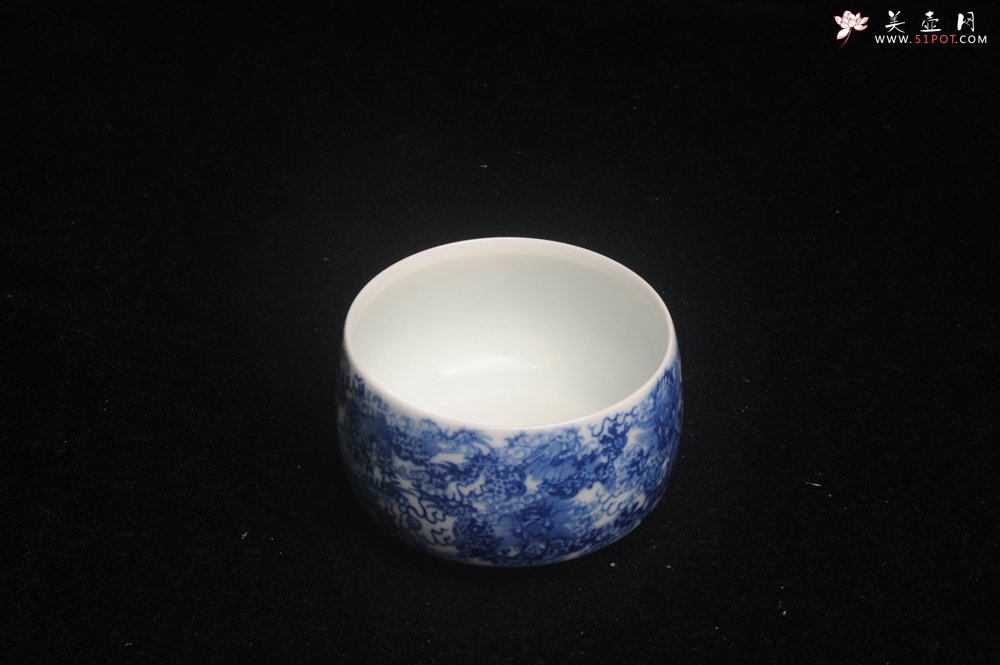 紫砂壶图片：美杯特惠 景德镇主人杯压手杯 釉下彩青花杯 九龙杯 超漂亮 - 宜兴紫砂壶网