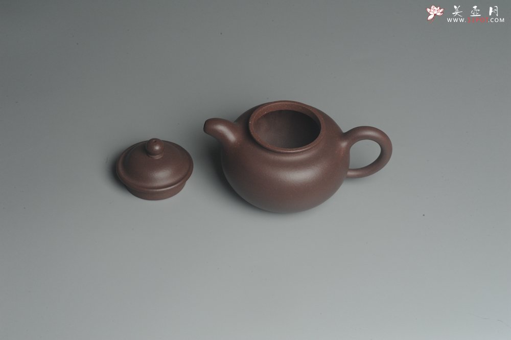 紫砂壶图片：美壶特惠 经典寿珍掇只 泥料超好 - 宜兴紫砂壶网