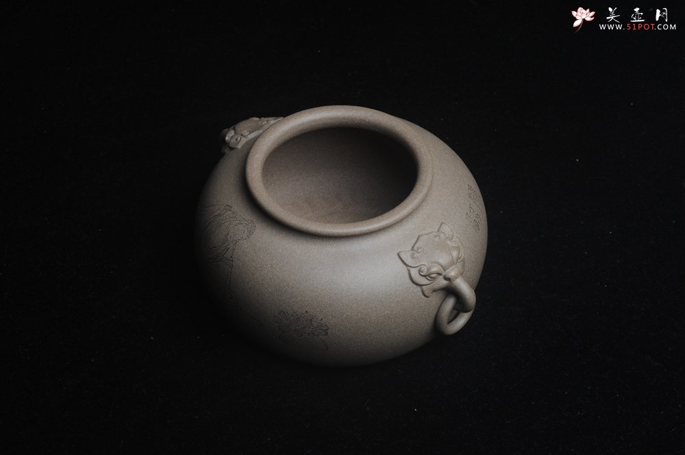 紫砂壶图片：精品特惠 老青段精品瑞兽双耳罐 茶仓 茶叶罐 水洗 烟灰缸 多用 子陶刻抚琴图 琴韵书声 - 宜兴紫砂壶网