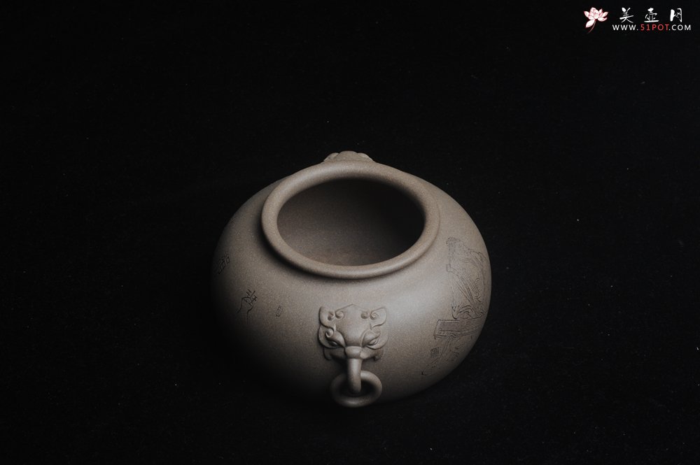 紫砂壶图片：精品特惠 老青段精品瑞兽双耳罐 茶仓 茶叶罐 水洗 烟灰缸 多用 子陶刻抚琴图 琴韵书声 - 宜兴紫砂壶网