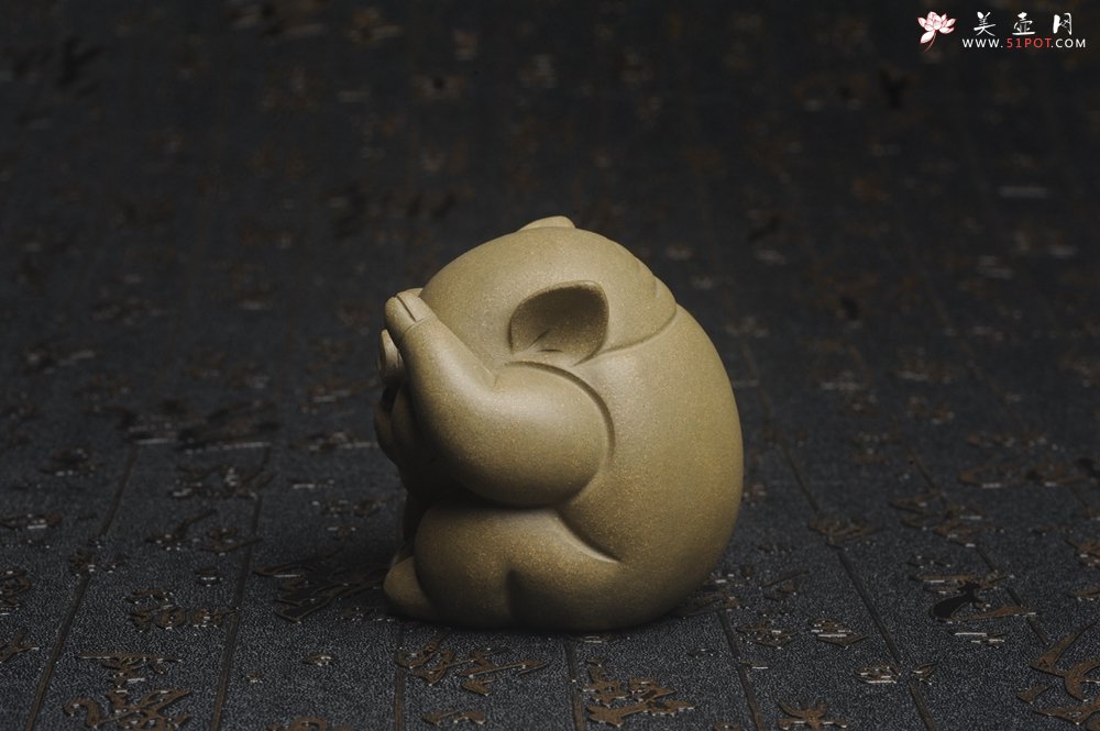 紫砂壶图片：美宠特惠 精工三不猪茶宠摆件 非礼勿视 非礼勿听 非礼勿言 高6cm - 宜兴紫砂壶网