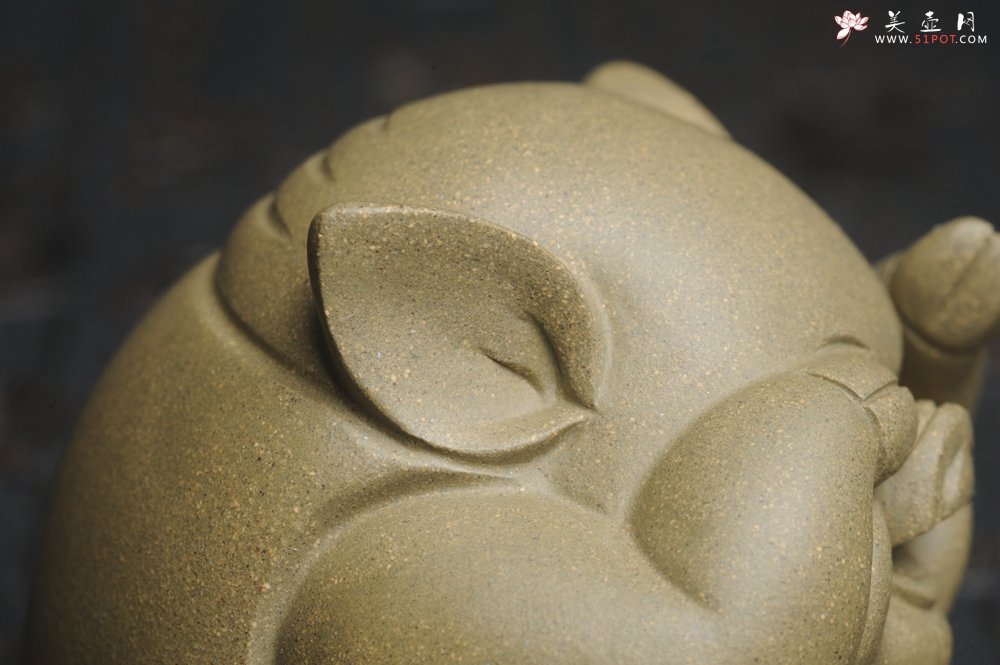 紫砂壶图片：美宠特惠 精工三不猪茶宠摆件 非礼勿视 非礼勿听 非礼勿言 高6cm - 宜兴紫砂壶网