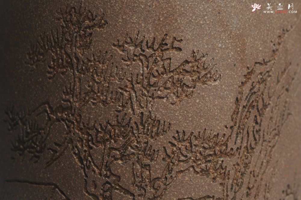 紫砂壶图片：美壶特惠 优质老段文人集狮壶 通景山水 灰常雅致 - 宜兴紫砂壶网