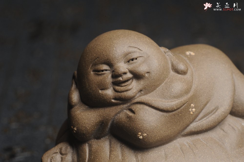 紫砂壶图片：美宠特惠 精工老青段如意人生茶宠摆件 神态细腻 长9cm宽7cm高7cm - 宜兴紫砂壶网