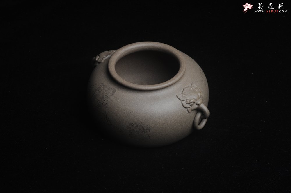 紫砂壶图片：精品特惠 老青段精品瑞兽双耳罐 茶仓 茶叶罐 水洗 烟灰缸 多用 子陶刻抚琴图 琴韵书声 - 宜兴紫砂壶网