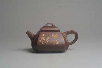 紫砂壶图片：美壶年底特惠 大气端庄 线条流畅 精致全手工抽角石瓢 - 宜兴紫砂壶网