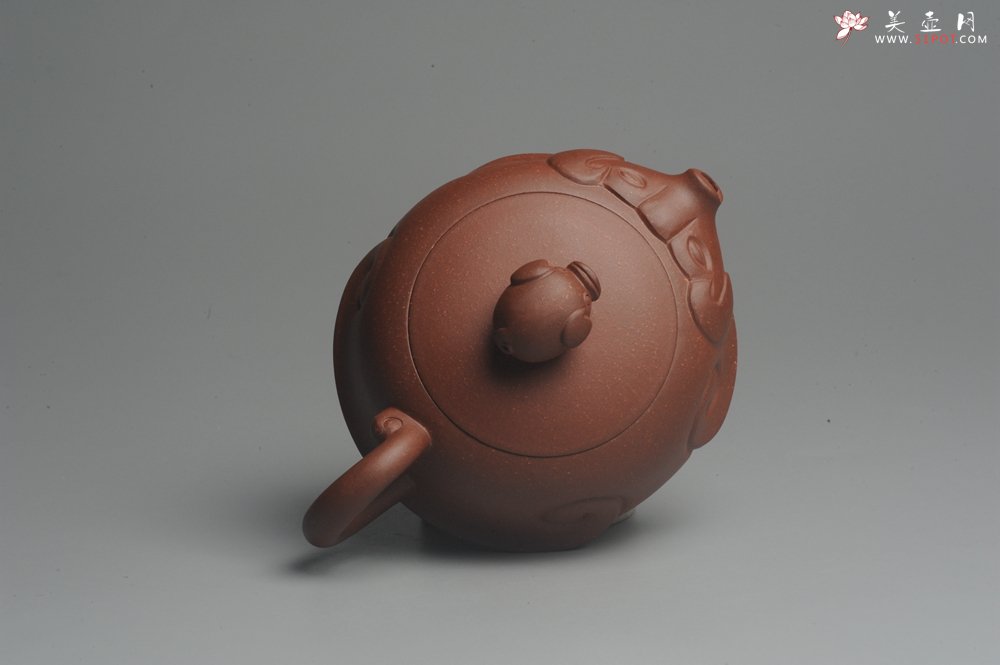 紫砂壶图片：美壶特惠 精工福猪壶 出水如柱 茶人醉爱 - 宜兴紫砂壶网