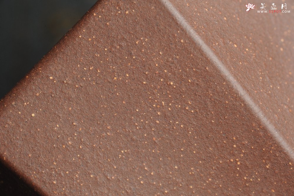 紫砂壶图片：美杯特惠 超精工厚实紫玉金砂八方杯 - 宜兴紫砂壶网