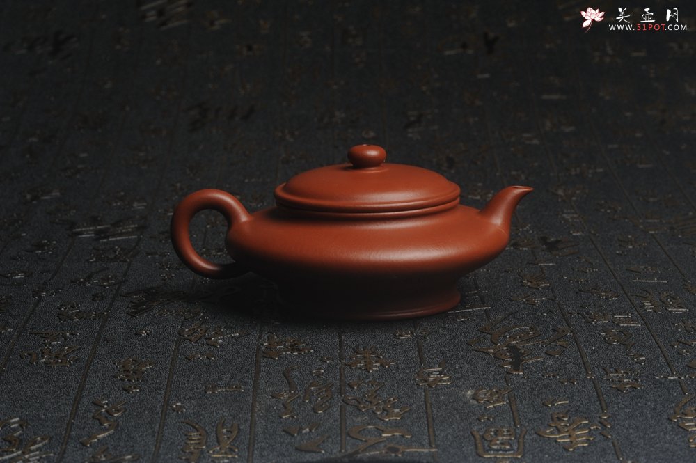 紫砂壶图片：特好小煤窑朱泥精工全手小虚扁 功夫茶具 - 宜兴紫砂壶网