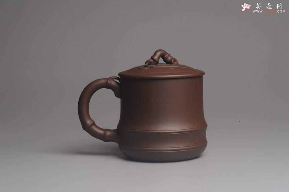 紫砂壶图片：美杯年底特惠 助工精工制作优质紫泥竹节杯盖杯 送礼自用佳品 - 宜兴紫砂壶网