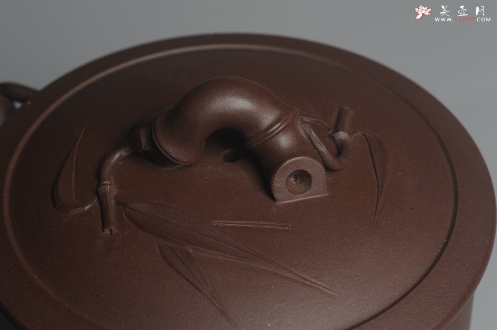 紫砂壶图片：美杯年底特惠 助工精工制作优质紫泥竹节杯盖杯 送礼自用佳品 - 宜兴紫砂壶网