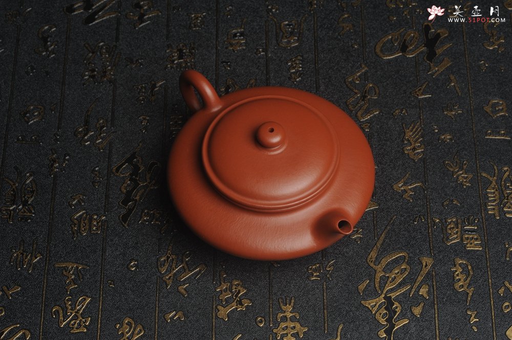 紫砂壶图片：特好小煤窑朱泥精工全手小虚扁 功夫茶具 - 宜兴紫砂壶网