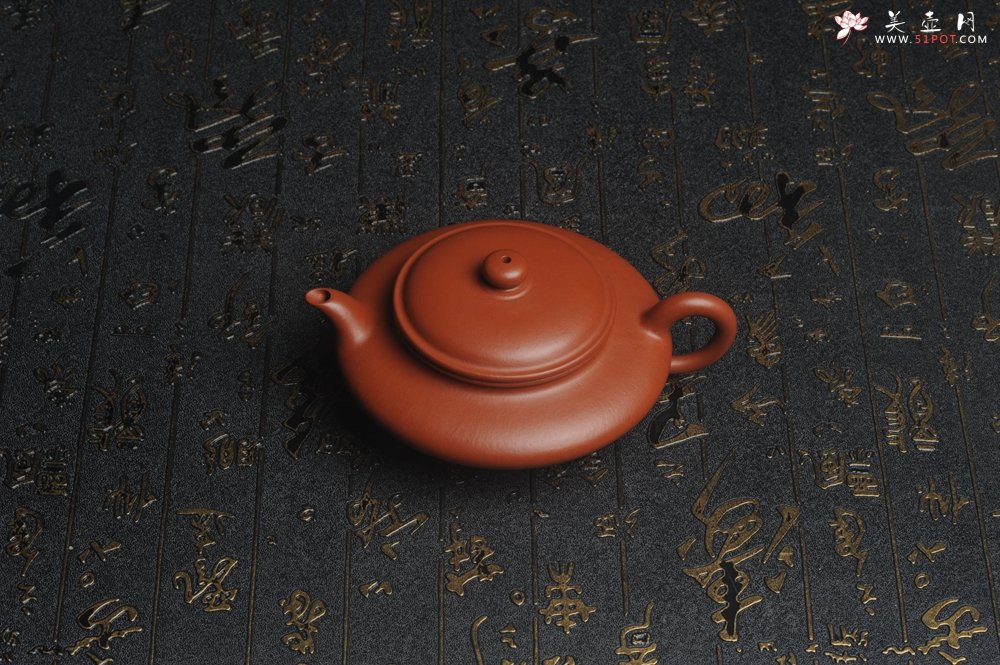 紫砂壶图片：特好小煤窑朱泥精工全手小虚扁 功夫茶具 - 宜兴紫砂壶网