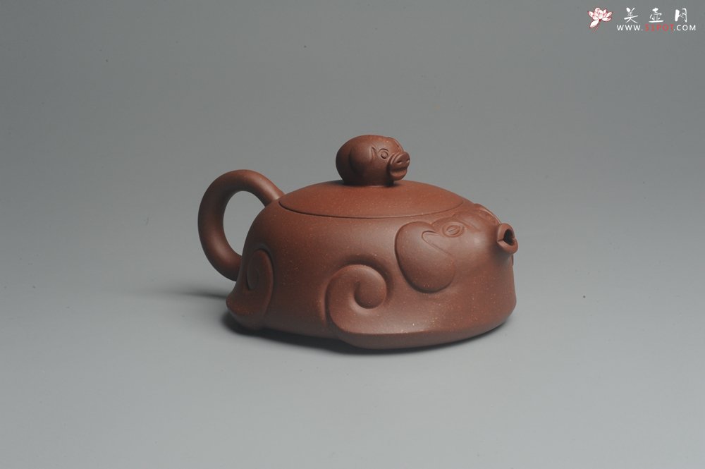 紫砂壶图片：美壶特惠 精工福猪壶 出水如柱 茶人醉爱 - 宜兴紫砂壶网