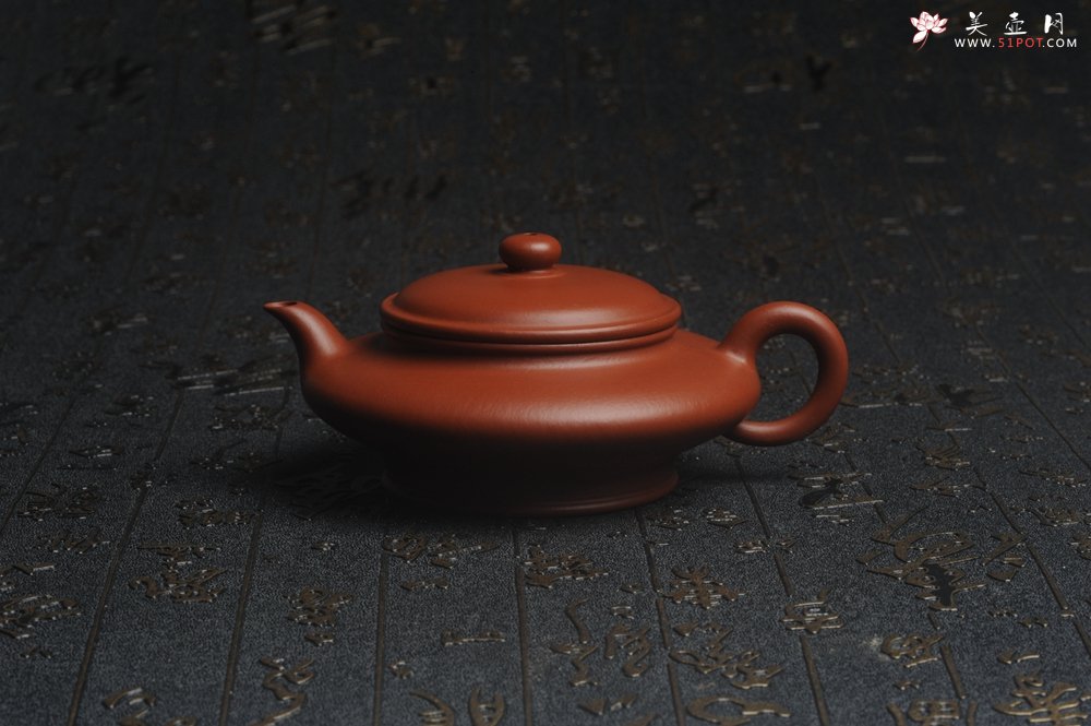 紫砂壶图片：特好小煤窑朱泥精工全手小虚扁 功夫茶具 - 宜兴紫砂壶网