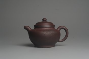 紫砂壶图片：美壶特惠 潜力股助工精工老紫泥掇只 龟寿图 - 宜兴紫砂壶网