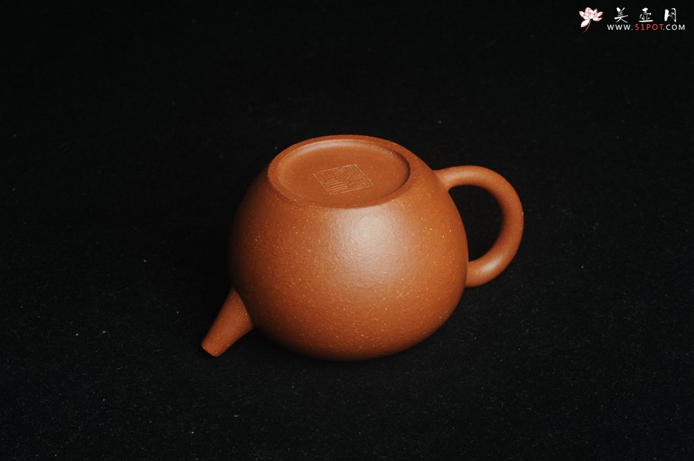 紫砂壶图片：美壶特惠 潜力股殷老师全手工特好降坡泥摹古巨轮壶 茶人醉爱 - 宜兴紫砂壶网