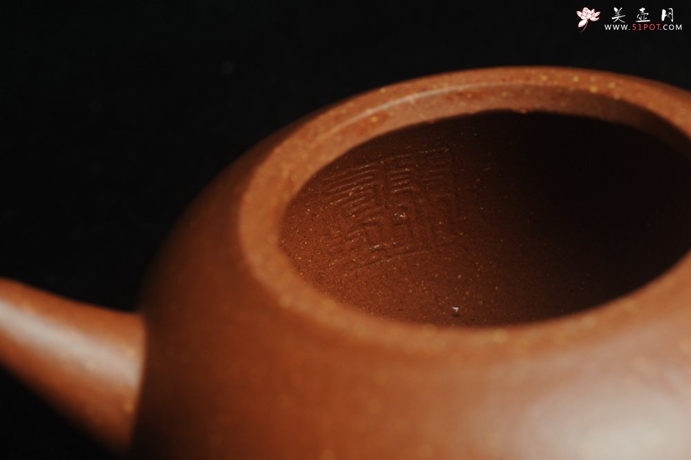 紫砂壶图片：美壶特惠 潜力股殷老师全手工特好降坡泥摹古巨轮壶 茶人醉爱 - 宜兴紫砂壶网