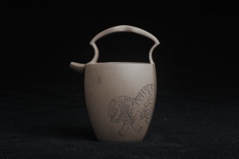 紫砂壶图片：精品特惠 助工老青段精品公道杯 - 宜兴紫砂壶网