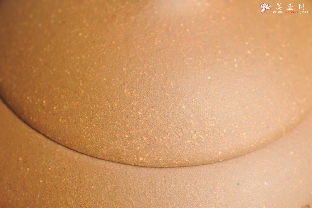 紫砂壶图片：美壶特惠 特好降坡泥精工葫芦壶(福禄) 装饰山水 灰常文气 - 宜兴紫砂壶网