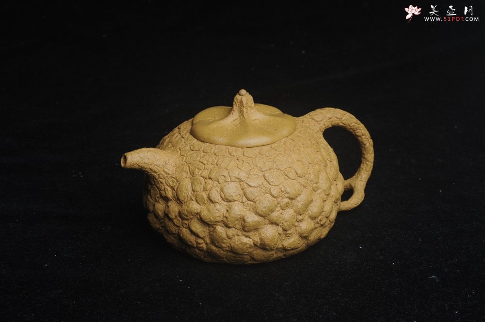 紫砂壶图片：美壶特惠 全手工黄段供春壶 肌理丰富有老树瘿的感觉 灰常赞 - 宜兴紫砂壶网