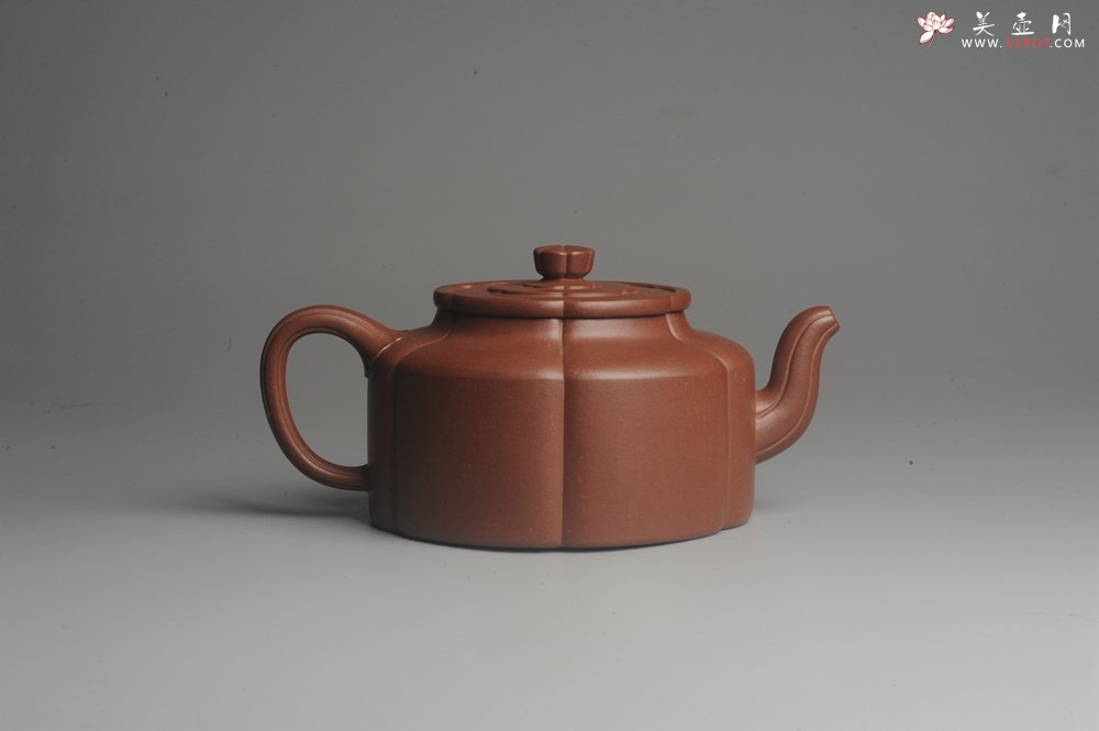 紫砂壶图片：实力派张海艳手工压制成型精工梅花周盘壶 气势磅礴 - 宜兴紫砂壶网