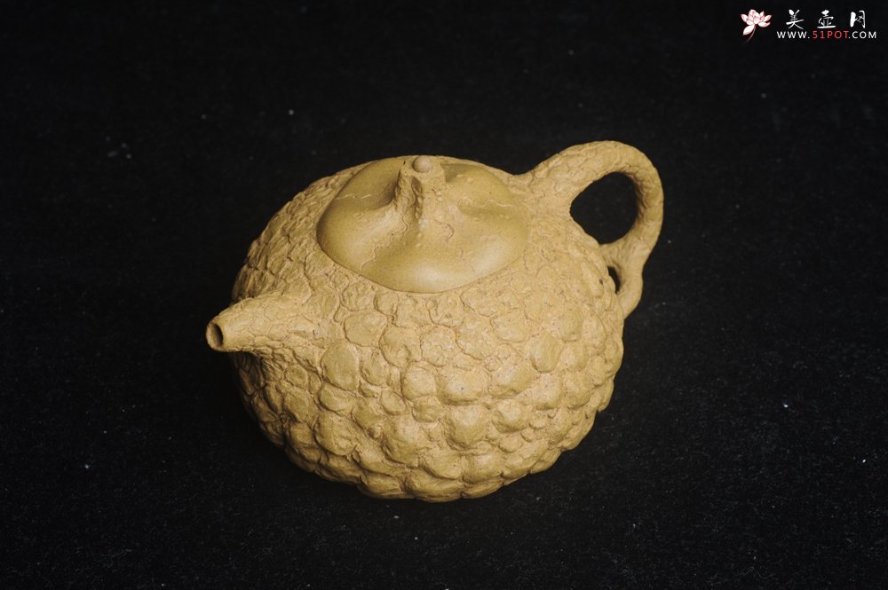 紫砂壶图片：美壶特惠 全手工黄段供春壶 肌理有老树瘿的感觉 灰常赞 - 宜兴紫砂壶网