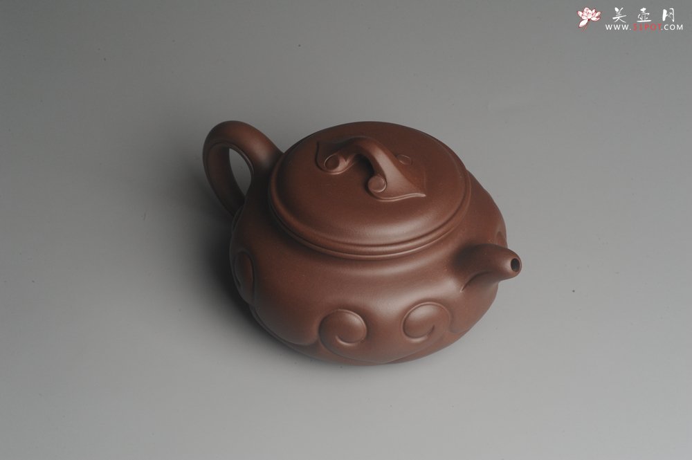 紫砂壶图片：美壶特惠 优质紫泥 精工仿古如意 茶人醉爱 - 宜兴紫砂壶网