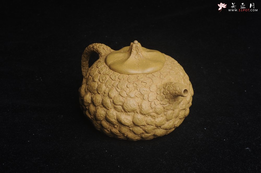 紫砂壶图片：美壶特惠 全手工黄段供春壶 肌理丰富有老树瘿的感觉 灰常赞 - 宜兴紫砂壶网