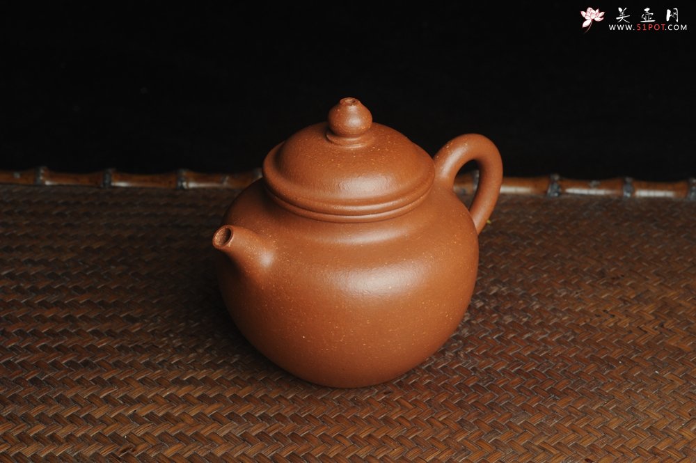 紫砂壶图片：美壶特惠 潜力股殷老师全手工特好降坡泥秋水壶 茶人醉爱 - 宜兴紫砂壶网