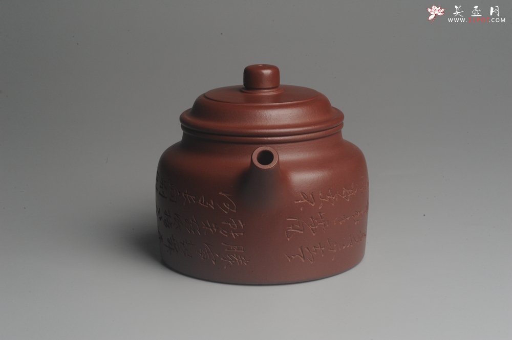 紫砂壶图片：油润黄龙山4号深井红皮龙 全手工德中壶 做工特好 明月几时有 把酒问青天 - 宜兴紫砂壶网