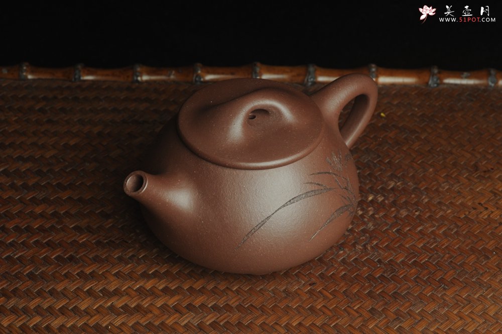 紫砂壶图片：美壶特惠 工料俱佳满瓢（霸王石瓢）装饰兰花 茶人醉爱 - 宜兴紫砂壶网