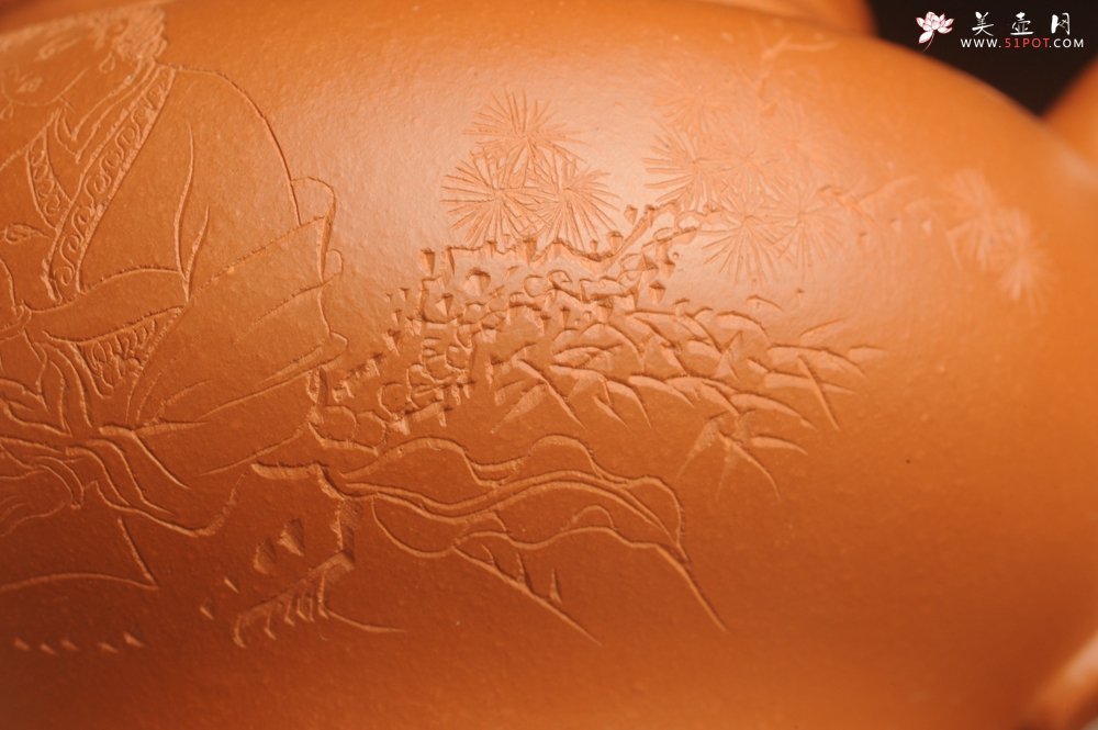 紫砂壶图片：潜力股周小培全手演绎朱泥笑樱壶 中品难度大 方健老师装饰美女图 - 宜兴紫砂壶网