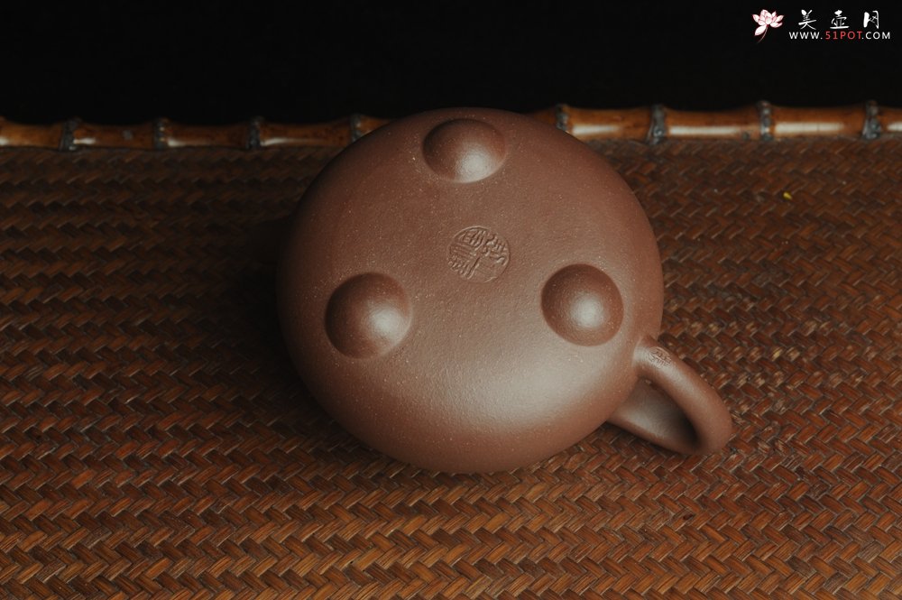 紫砂壶图片：美壶特惠 工料俱佳满瓢（霸王石瓢）装饰兰花 茶人醉爱 - 宜兴紫砂壶网