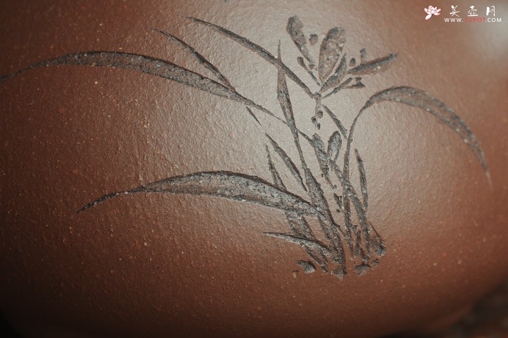 紫砂壶图片：美壶特惠 工料俱佳满瓢（霸王石瓢）装饰兰花 茶人醉爱 - 宜兴紫砂壶网