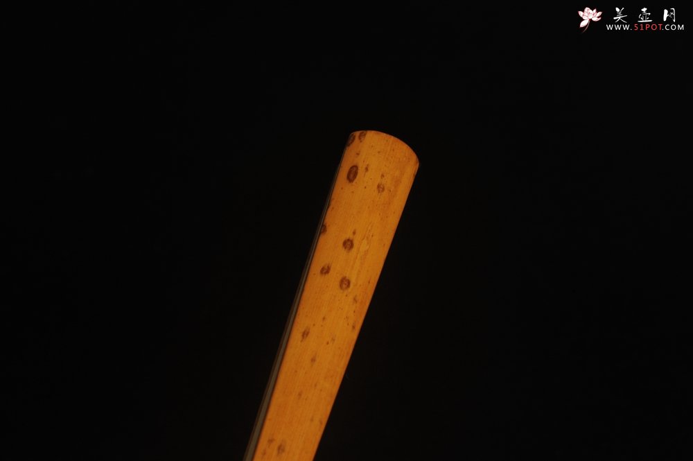 紫砂壶图片：自玩收藏级30年老凤眼扇骨 满天星老凤眼 9.5寸18方挑灯方 排口2.0少见 名家释普通法师书法 - 宜兴紫砂壶网