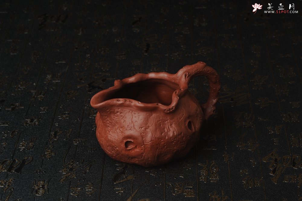 紫砂壶图片：精致特惠清水泥供春公道杯 - 宜兴紫砂壶网