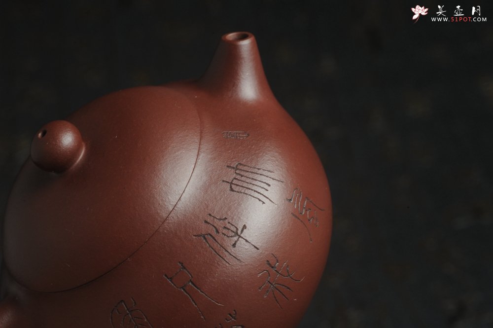 紫砂壶图片：【好壶已结缘 预定】油润底曹青 全手工高文旦 装饰人物 特文气 - 宜兴紫砂壶网