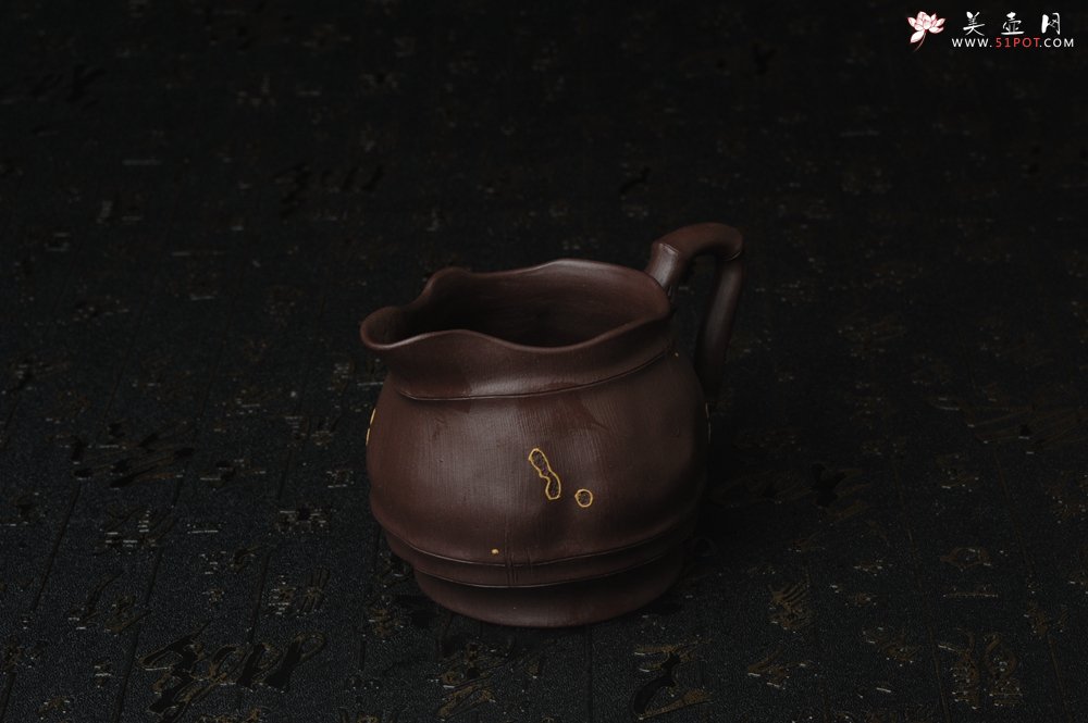 紫砂壶图片：精致特惠紫泥竹段公道杯 - 宜兴紫砂壶网